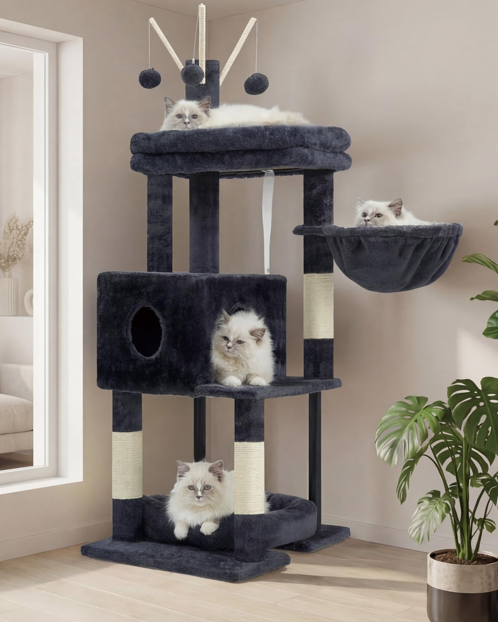 Heybly Cat Tree top platform provides a spacious perch for rest and observation.