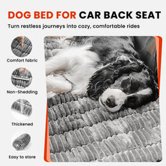 HiPetpy soft flannel surface provides cozy comfort for pets on long trips