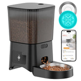 HoneyGuaridan automatic feeder front view for convenient home monitoring and scheduling.