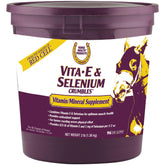 Horse Health Vita E & Selenium Crumbles bottle pour, supports endurance and recovery.