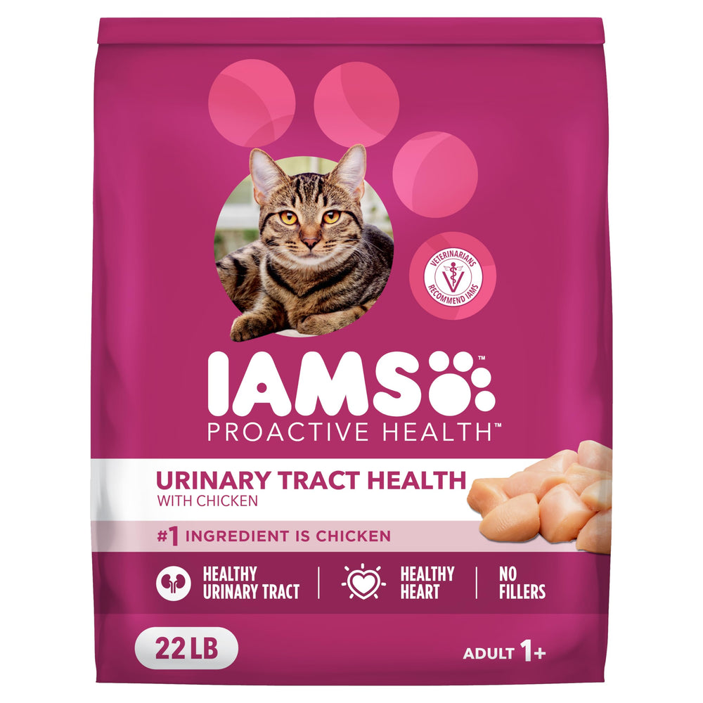 IAMS Proactive Health dry cat food bag opened for easy serving, supporting daily nourishment