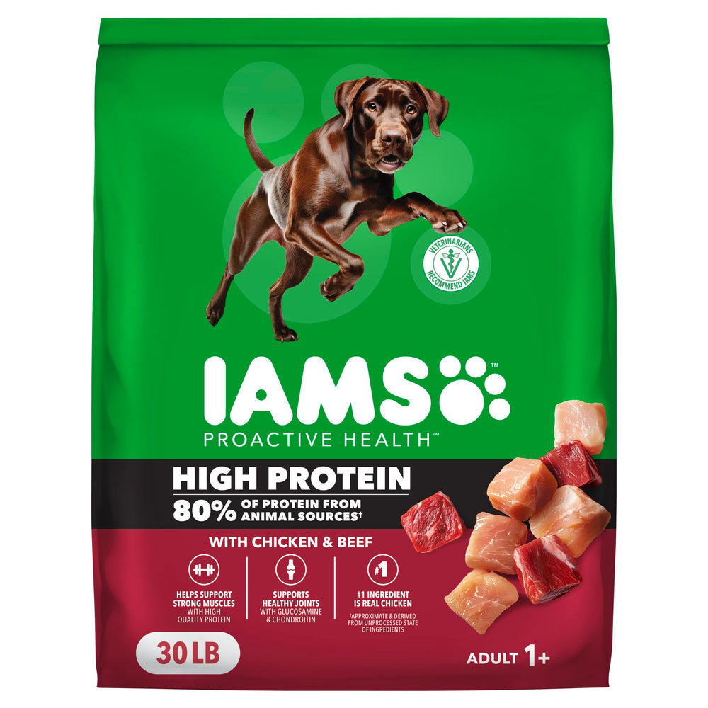 IAMS Proactive Health 30 lb bag showcases convenient, bulk feeding for everyday meals.