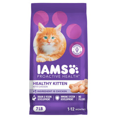 IAMS Proactive Health Kitten dry food bag supports growth and energy.