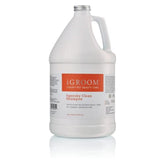 iGroom Squeaky Clean bottle shows deep-cleaning action for greasy coats.