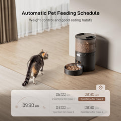 IMIPAW PET feeder top view, highlighting dual power options for uninterrupted feeding.