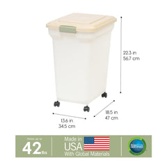 IRIS USA WeatherPro translucent body shows food level at a glance.