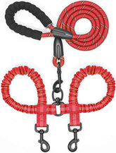 iYoShop Dual Dog Leash with 360° swivel clasp for tangle-free walking.