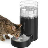 JUNSPOW cat water dispenser with 4L bottle for pet hydration on the go.