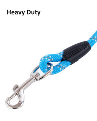 Lanwandeng heavy-duty dog leash 16ft length ideal for training and outdoor walks.