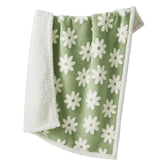 Le SURE waterproof dog blanket for medium dogs keeps furniture dry and cozy.