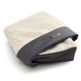 LE SURE XXL dog bed cover in grey sherpa close-up, showcasing plush warmth