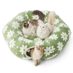Lesure large cat tunnel bed donut shape provides a cozy nap space for cats.