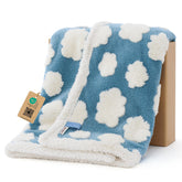 LE SURE waterproof puppy blanket in blue, double-sided keeps pets warm and furniture dry