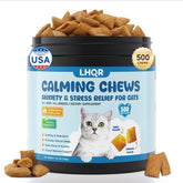 LHQR Calming Chews for Cats bottle promotes calm during travel and vet visits.