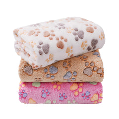 LINENLUX dog blanket in soft fleece offers cozy warmth for pets after play.