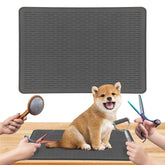 Lonepetu dog grooming table mat non-slip for stable sessions