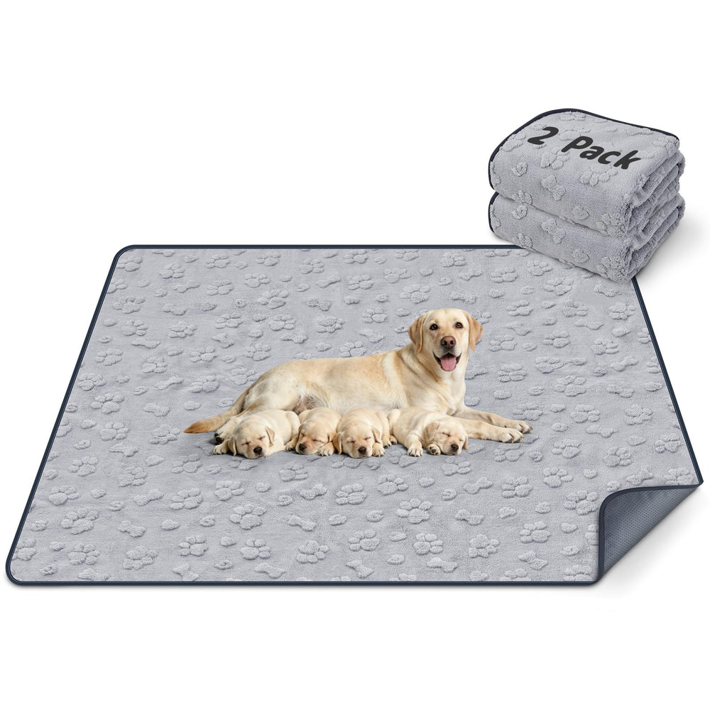 LOOBANI washable pee pad with anti-slip bottom for secure training.