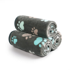Luciphia three-pack display, value set for multiple rooms and pets.