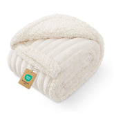 Luciphia blanket double-sided comfort for cozy small-pet snuggles.
