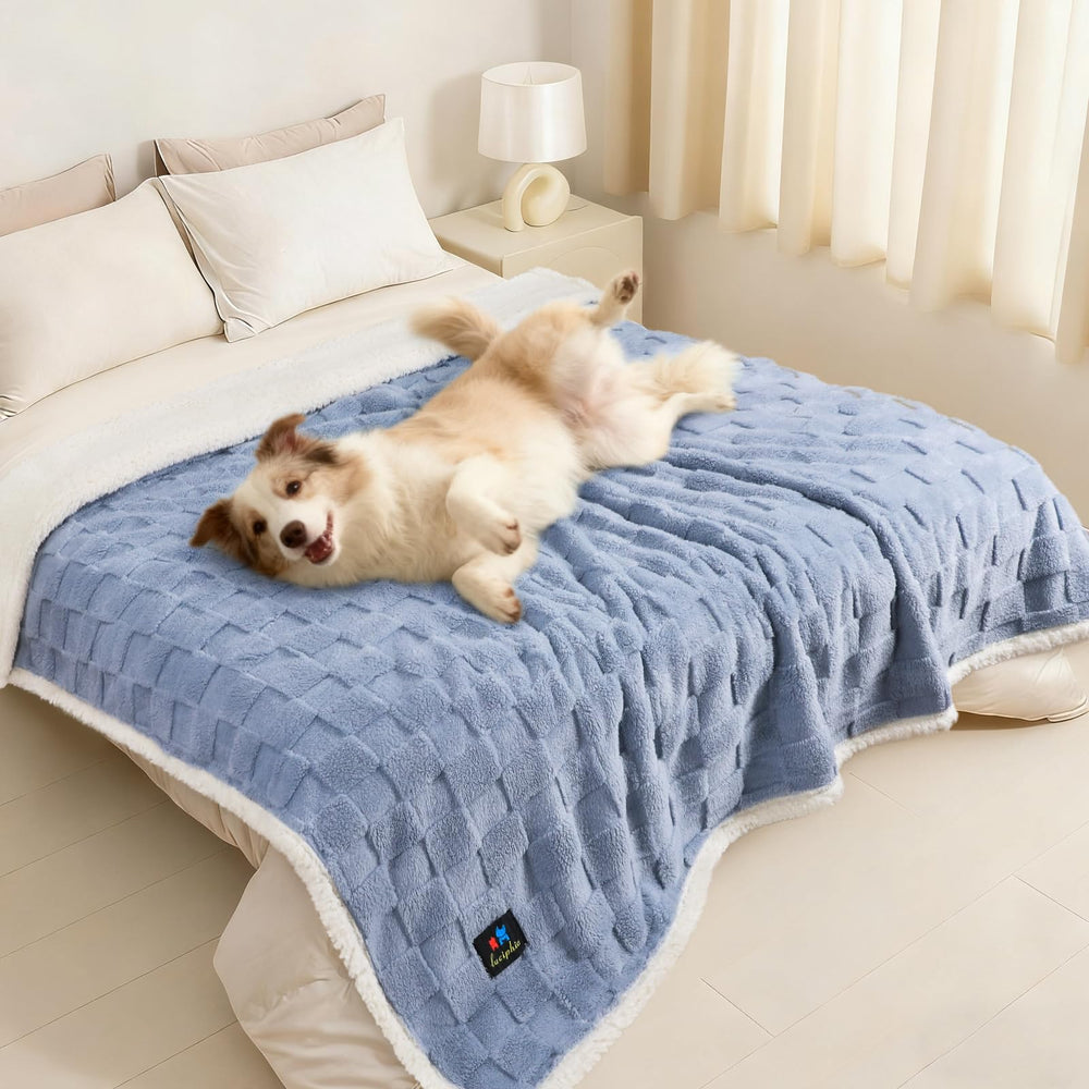 Luciphia waterproof dog blanket fabric close-up shows soft fleece and plush sherpa for cozy warmth