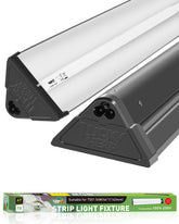 LUCKY HERP T5 UVB light fixture with desert UVB 10.0 for reptiles, providing strong, even illumination.