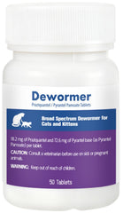 LuxeVib cat dewormer front packaging showing dosing details for easy use.