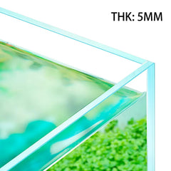 LYPHARD AQUARIUMS 5mm glass detail highlights sturdy construction and durability.