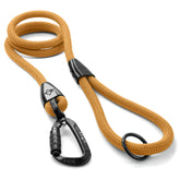 MADE TO ROAM Explorer leash 6ft for secure outdoor control during hikes.