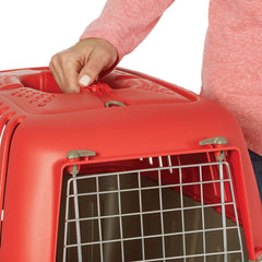 MidWest Spree interior dimensions show cozy space for small pets.
