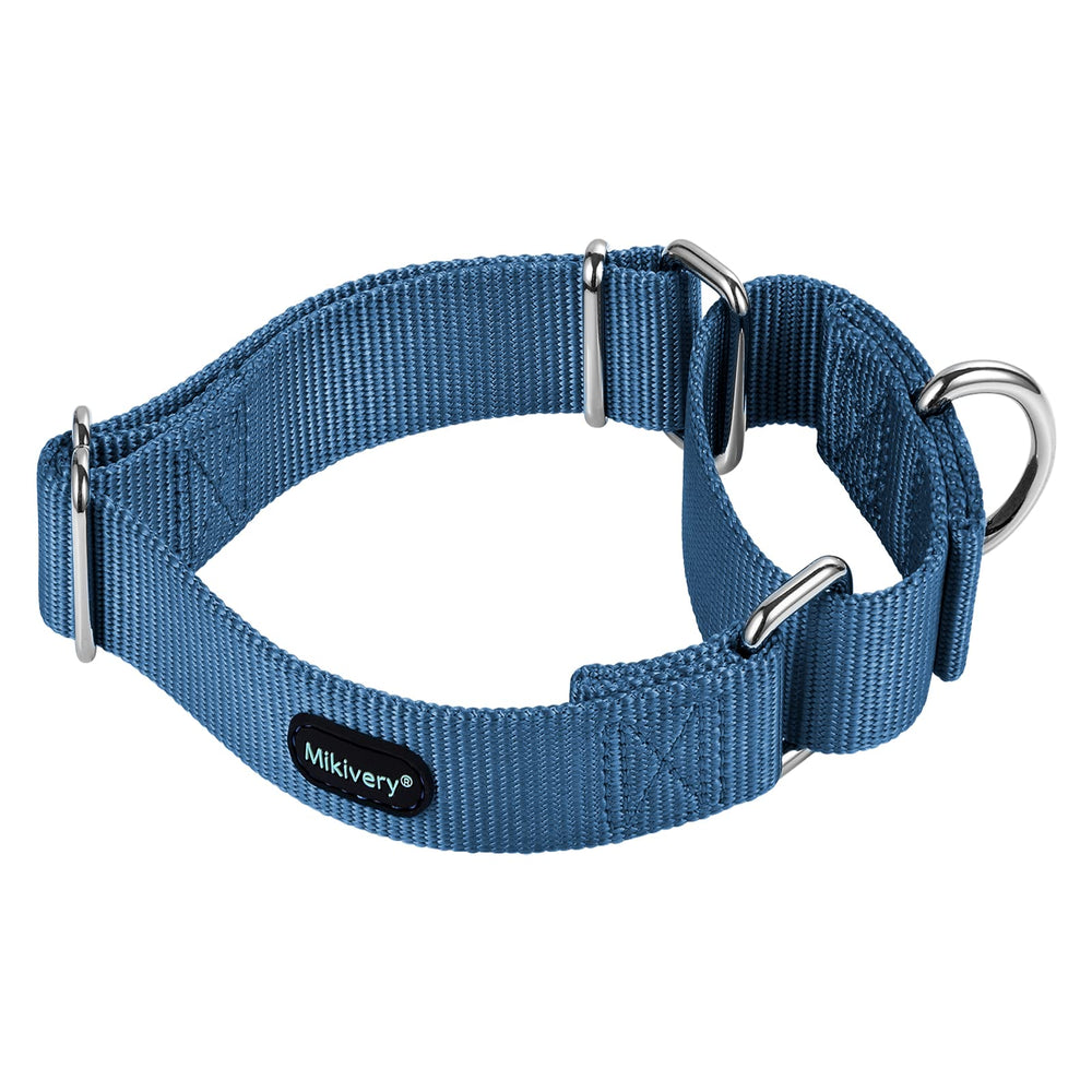 Mikivery Martingale collar—adjustable nylon webbing for a comfortable, secure fit.