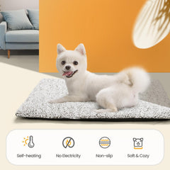 Non slip bottom keeps Mora Pets self warming bed in place
