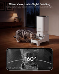 MUBBI feeder at night with 1080P vision for clear nighttime monitoring