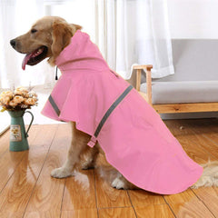 NACOCO raincoat hood detail keeps your dog dry in rain.
