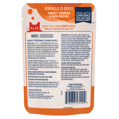 Platefulls tender morsels in gravy offer a flavorful cat meal.