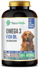 NATURPAWS Omega-3 dog bottle pour supports coat shine and skin health.