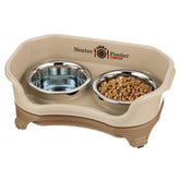 Neater Feeder Express mess-proof cat bowls reduce spills during meals.