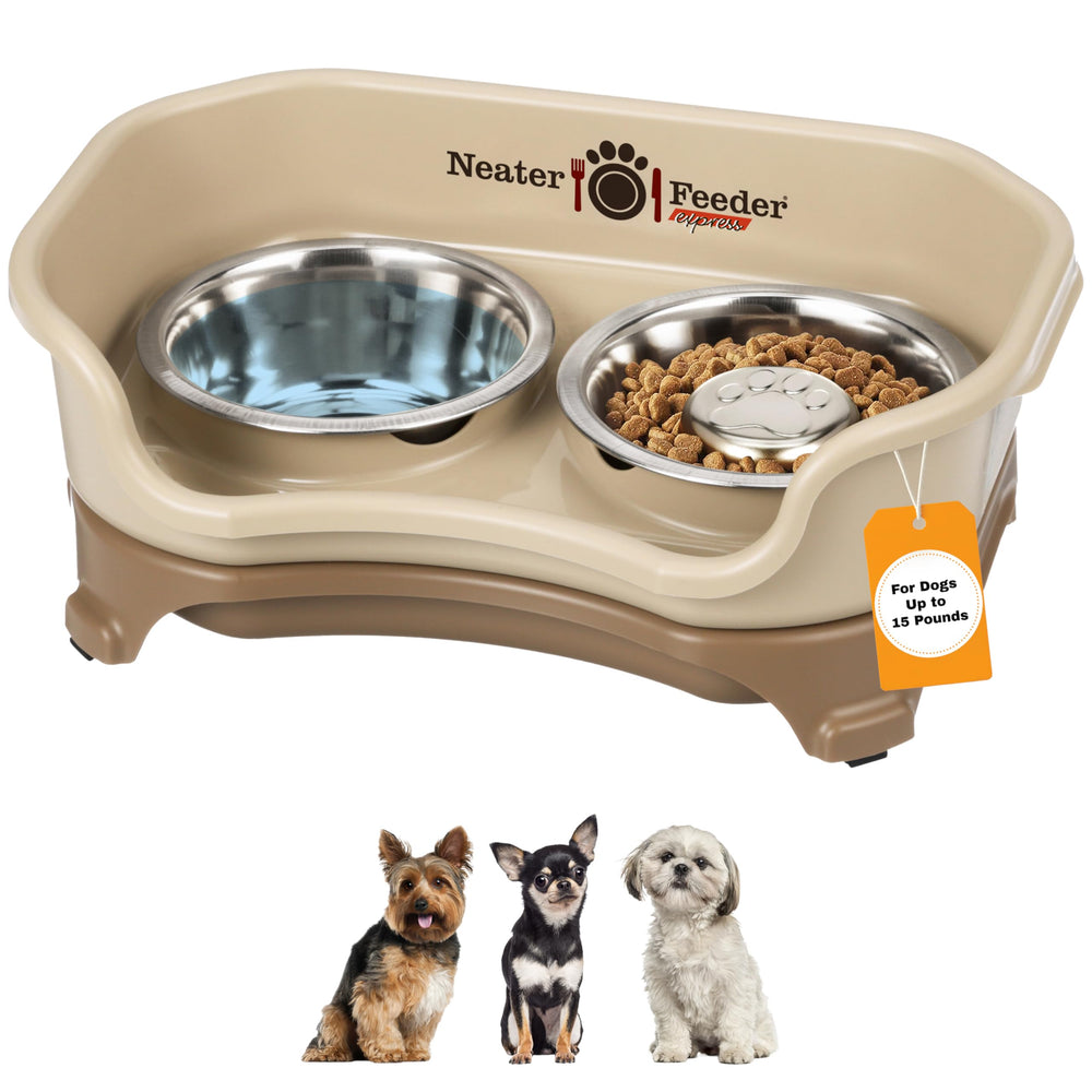 Neater Feeder Express mess-proof top basin keeps spills contained for a cleaner floor.
