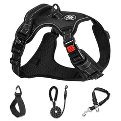 NESTROAD No Pull Harness front clip in black for controlled, comfortable walks.