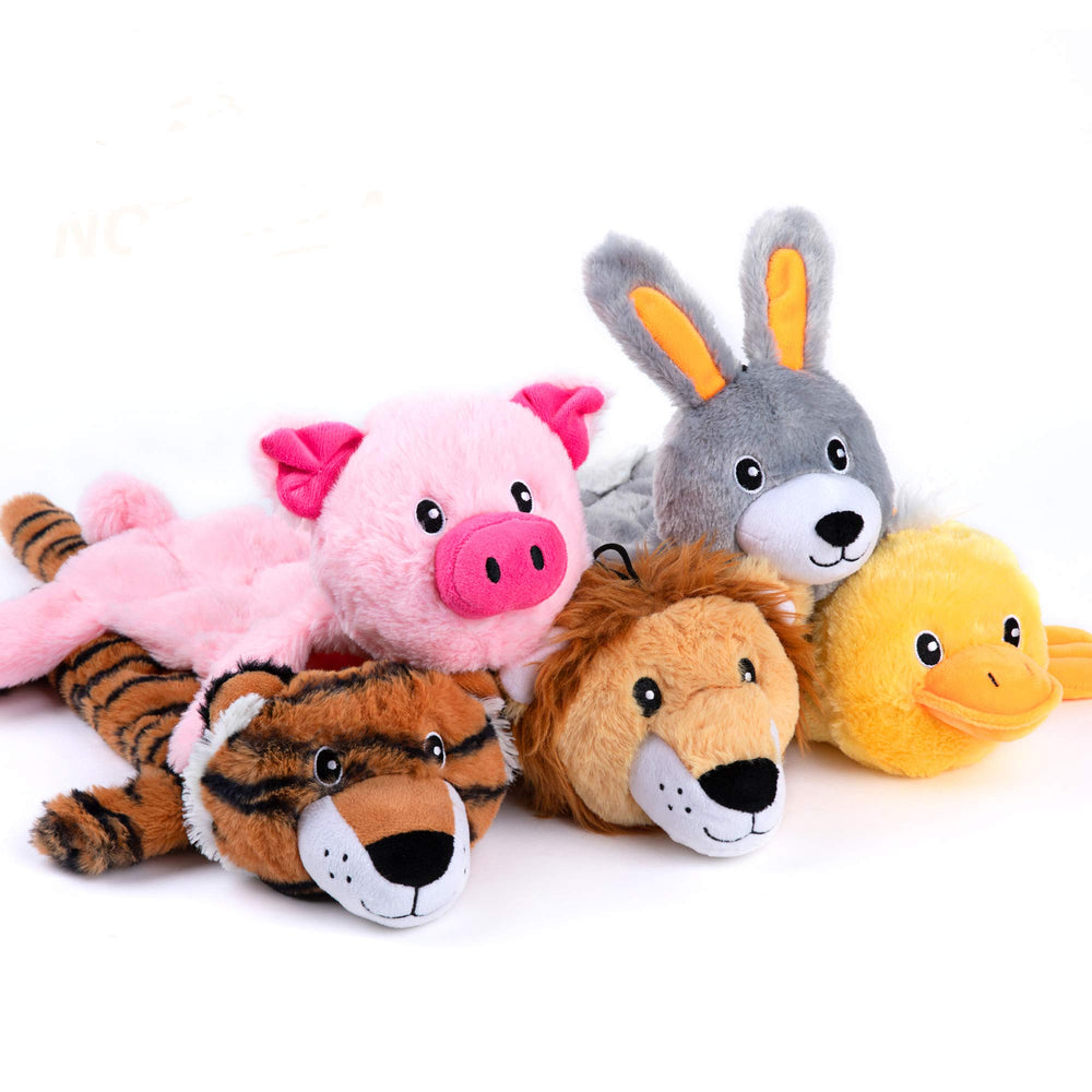 Nocciola Redd the fox squeaky toy for interactive fetch and chewing fun.