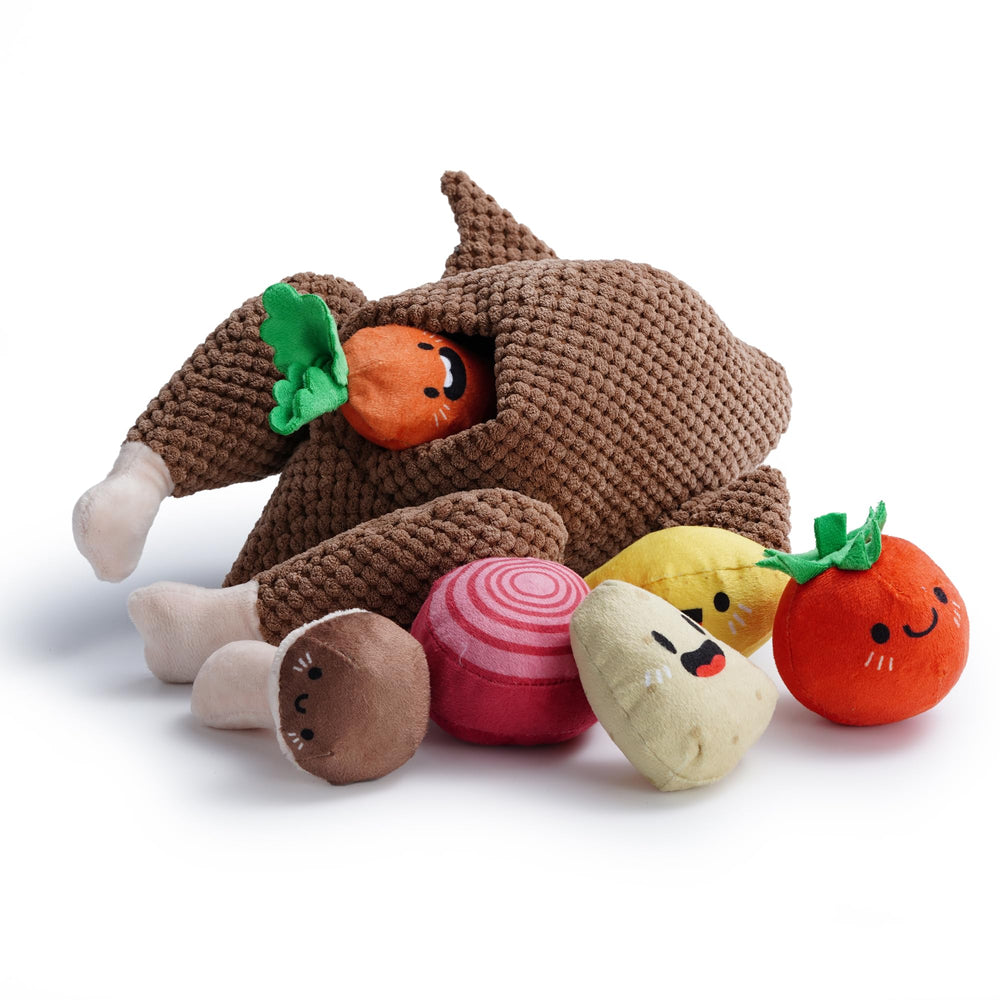 Nocciola onion toy from the 7 in 1 set for interactive play and stimulation