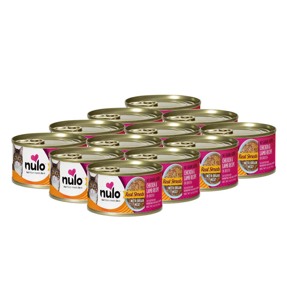 Nulo Real Shreds organ meat wet cat food closeup, protein-rich texture for active cats.