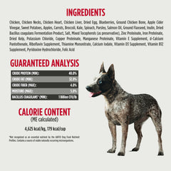 Nulo Freeze-Dried Raw Chicken with Blueberries conveys shelf-stable raw convenience.