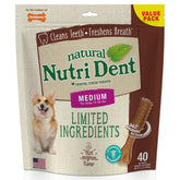 Nylabone Nutri Dent packaging shows a 40-count box for medium dogs, enabling easy dental care.