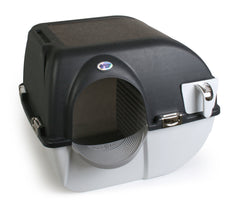 Omega Paw Elite roll-n-clean action promotes quick waste disposal after use.