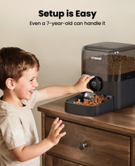 Oneisall anti-topple base stays steady during playful moments.