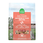 Open Farm freeze-dried raw cat food morsels featuring salmon and cod for protein-rich meals.