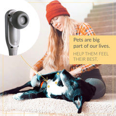 Close-up shows PAW WAVE Perk in hand delivering deep-tissue relief to muscles.