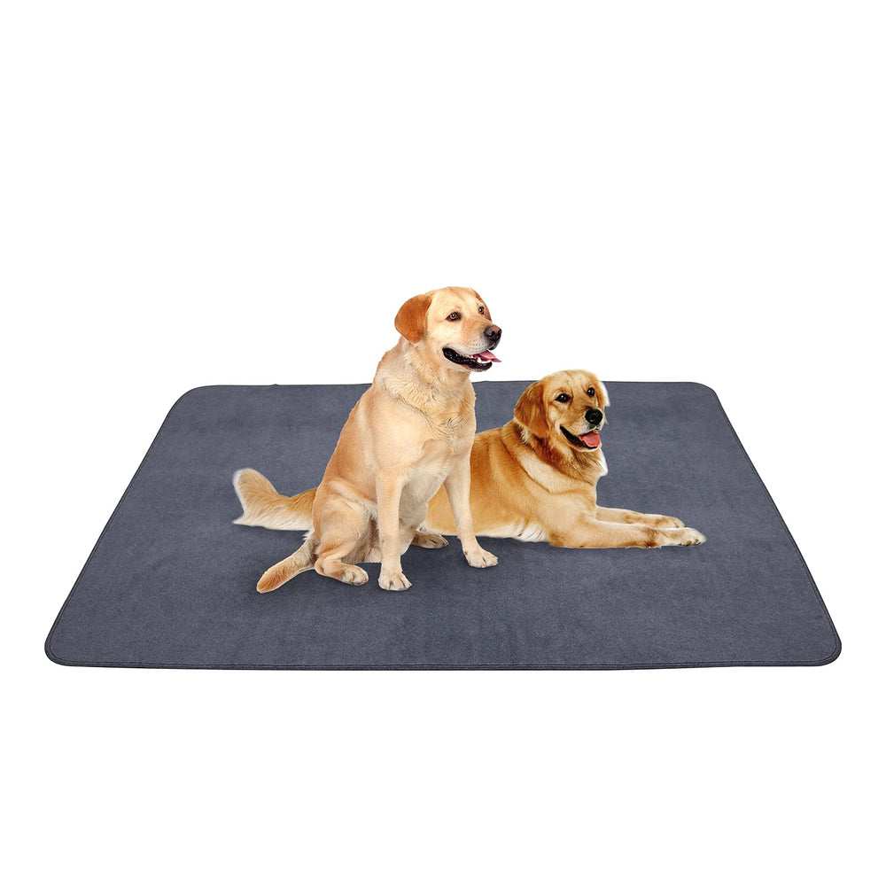 Peepeego non-slip dog pad overview showing size and grip for training and whelping