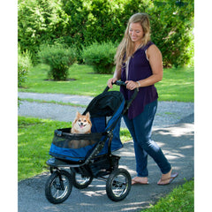 Pet Gear No-Zip Jogger airless tires provide a smooth, maintenance-free ride.