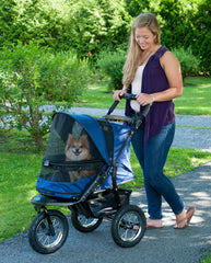 Pet Gear No-Zip Jogger one-hand fold enables easy setup and transport.